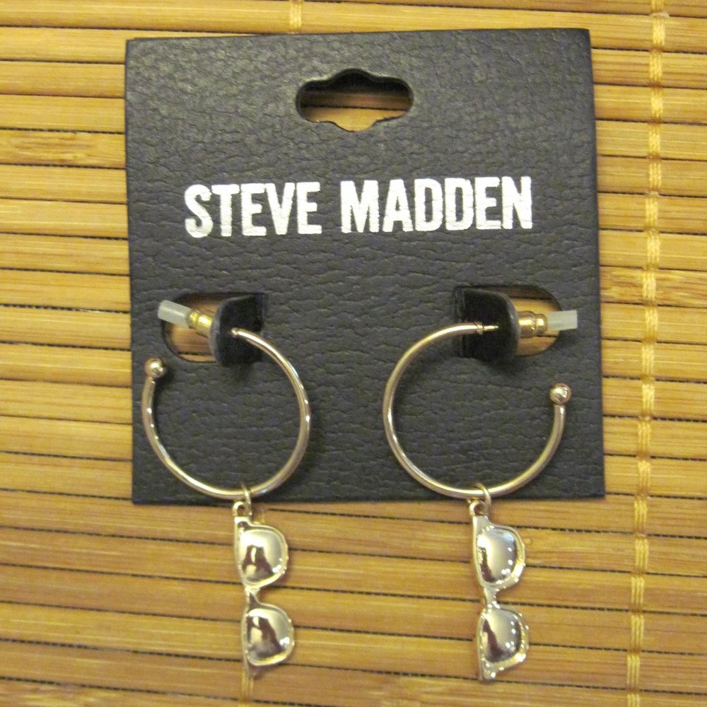 Steve Madden Sunglass Charm Earrings